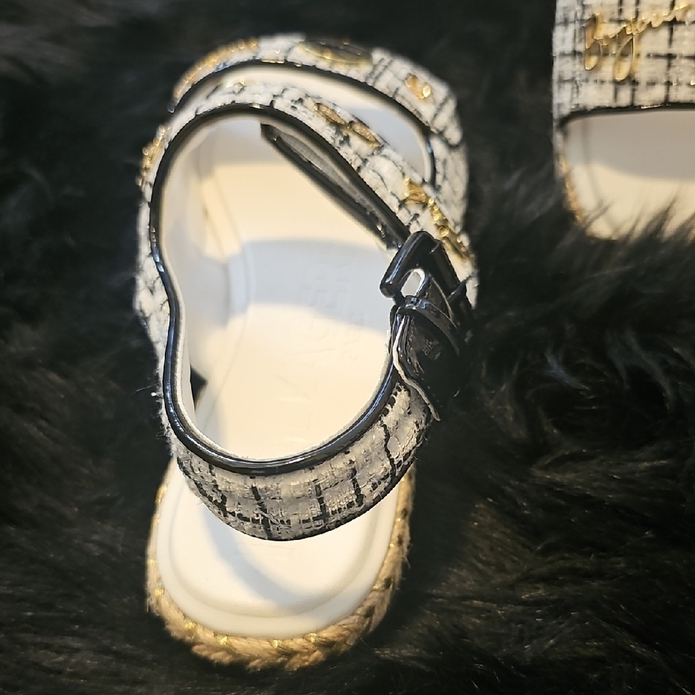 Karl Lagerfeld Women's Black and White Tweed Sandals - Picture 4 of 5